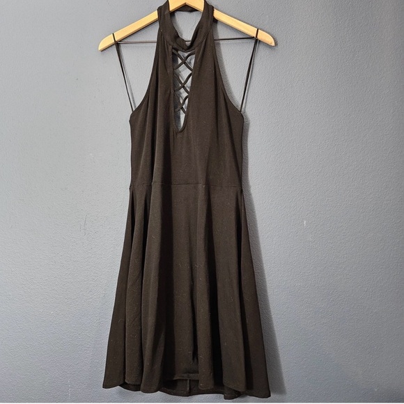 Express - Halter Mini Dress - Picture 2 of 10